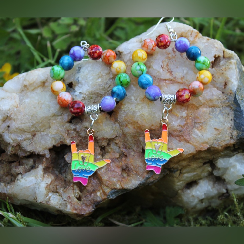 🥳SALE🥳🏳️‍🌈🌈 Gay Pride dangle beaded hoop love earrings
